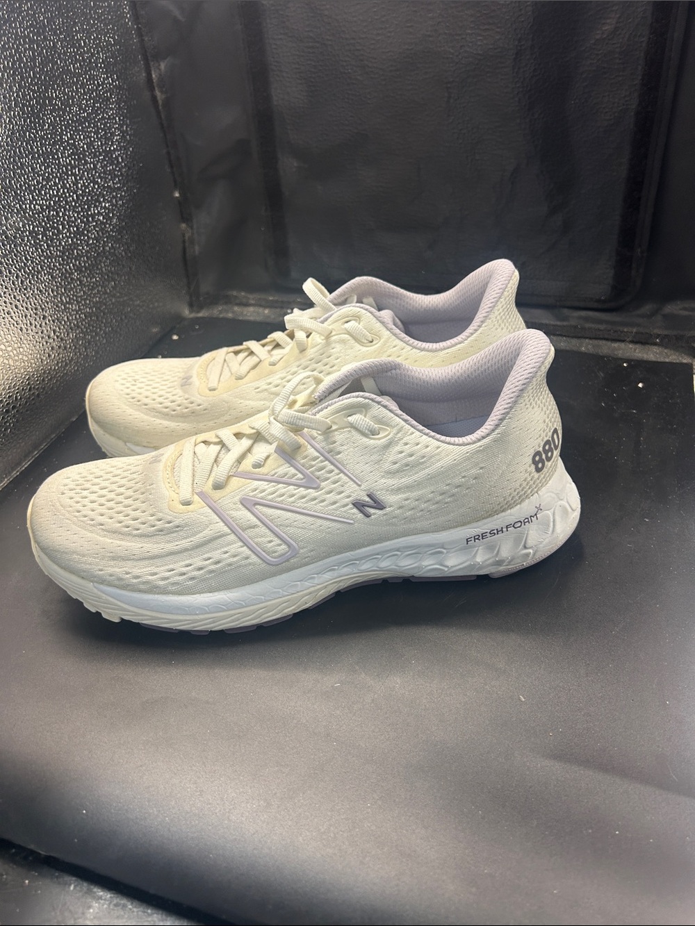 New Balance Women's 880 Fresh Foam Running Shoes - Cream/Light Purple